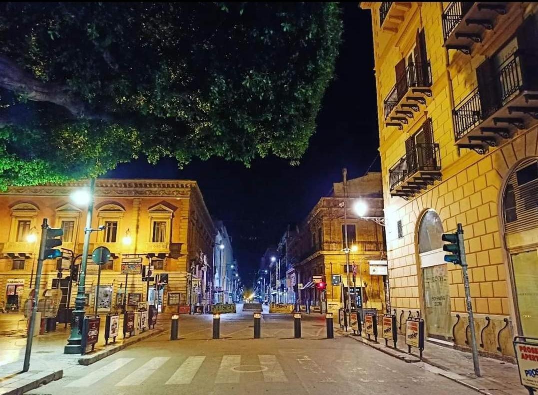 Massimino Apartment Palermo Luaran gambar